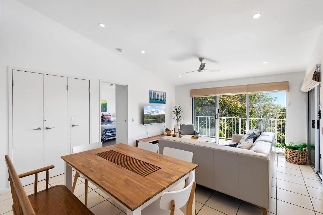 Unit 6 Seabreeze Villas Coolum Beach Holiday home
